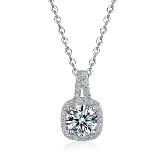 Round Brilliant Halo Necklace 1CT