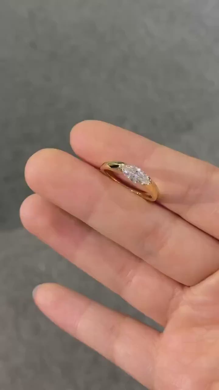 Élan Marquise Ring